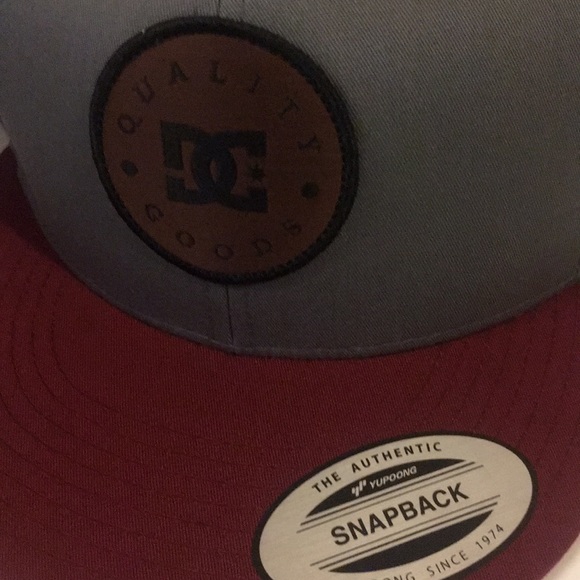 DC SnapBack - Picture 2 of 3